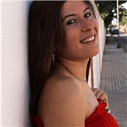 Futura estudiante de educación infantil y primaria en la universidad